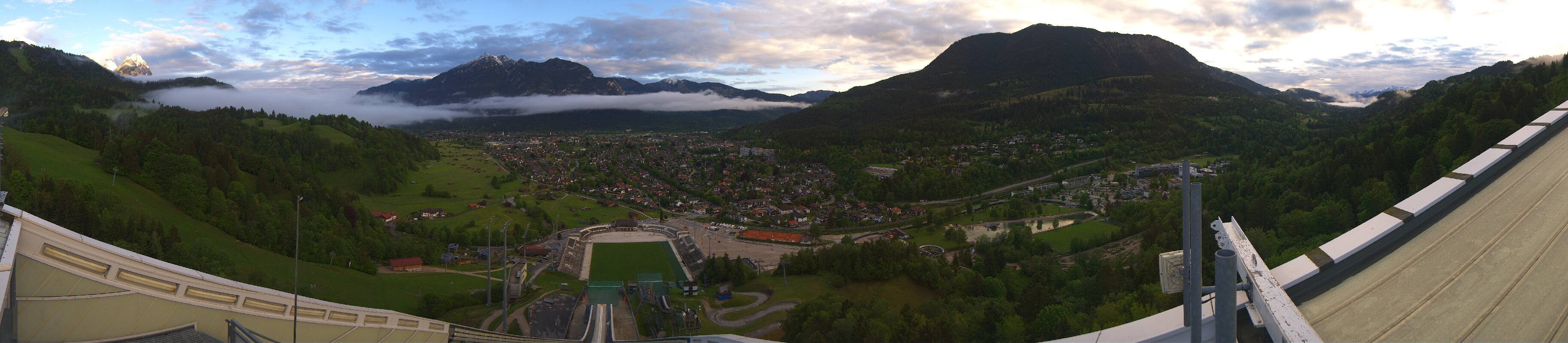 Archiv Foto Webcam Garmisch-Partenkirchen - Olympiaschanze