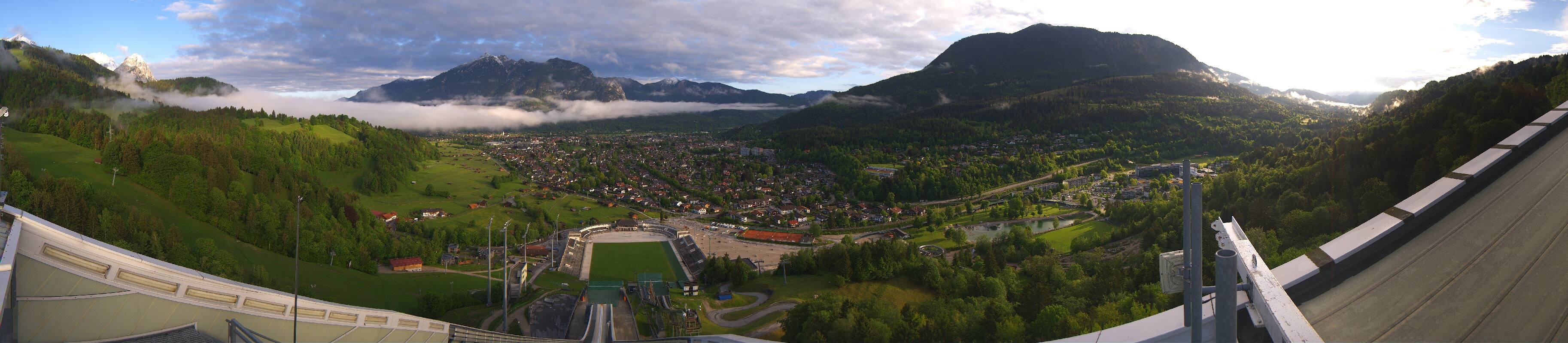 Archiv Foto Webcam Garmisch-Partenkirchen - Olympiaschanze