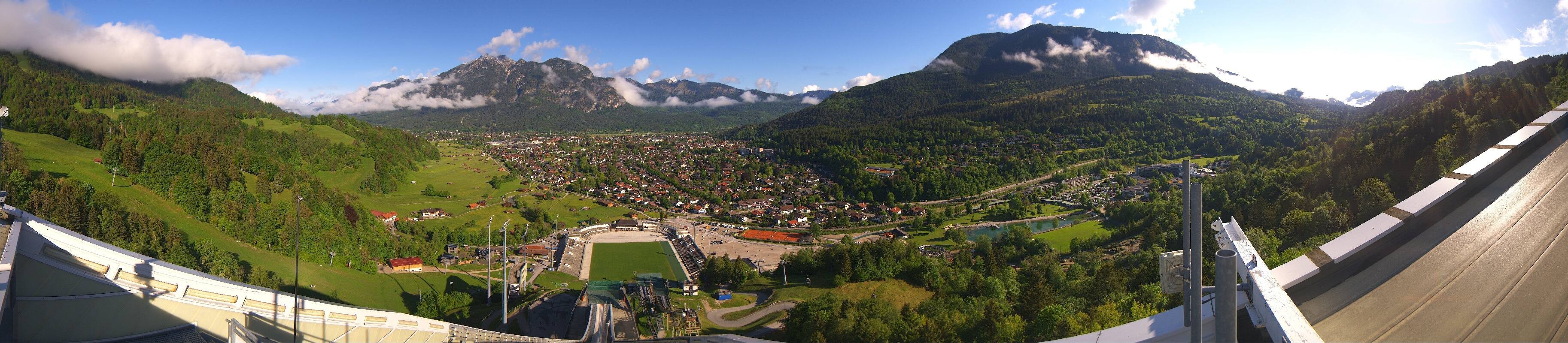 Archiv Foto Webcam Garmisch-Partenkirchen - Olympiaschanze