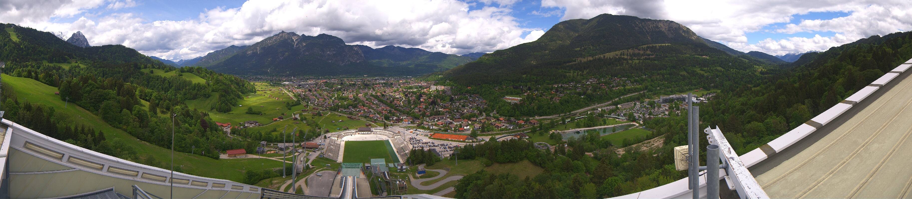 Archiv Foto Webcam Garmisch-Partenkirchen - Olympiaschanze