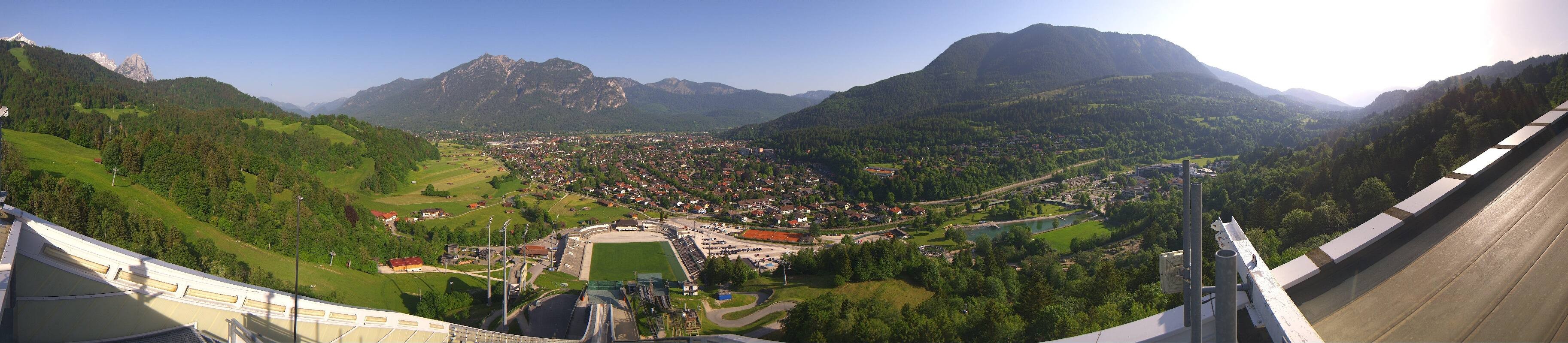 Archiv Foto Webcam Garmisch-Partenkirchen - Olympiaschanze