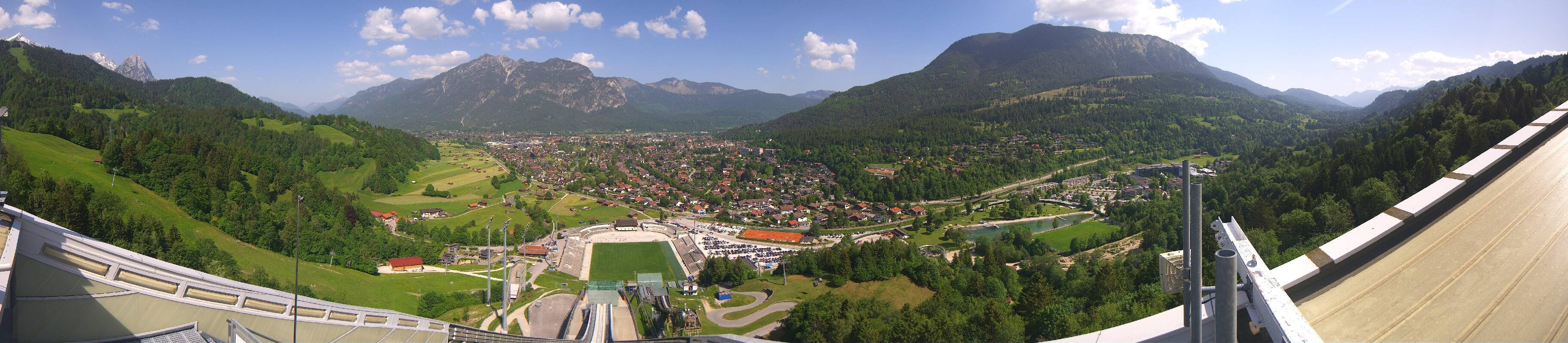 Archiv Foto Webcam Garmisch-Partenkirchen - Olympiaschanze