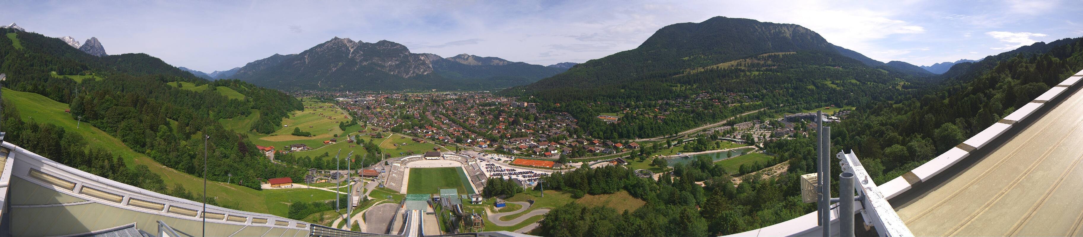 Archiv Foto Webcam Garmisch-Partenkirchen - Olympiaschanze