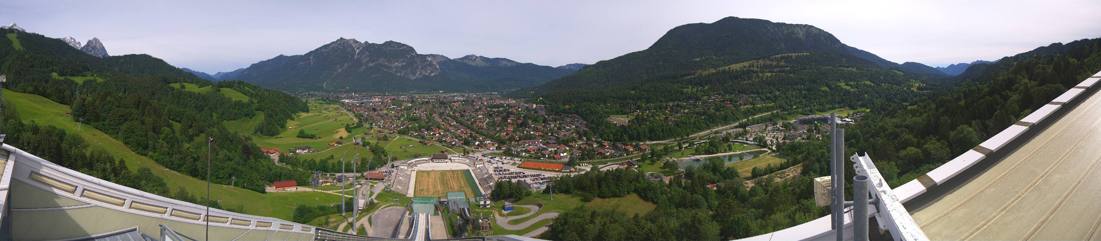 Archiv Foto Webcam Garmisch-Partenkirchen - Olympiaschanze