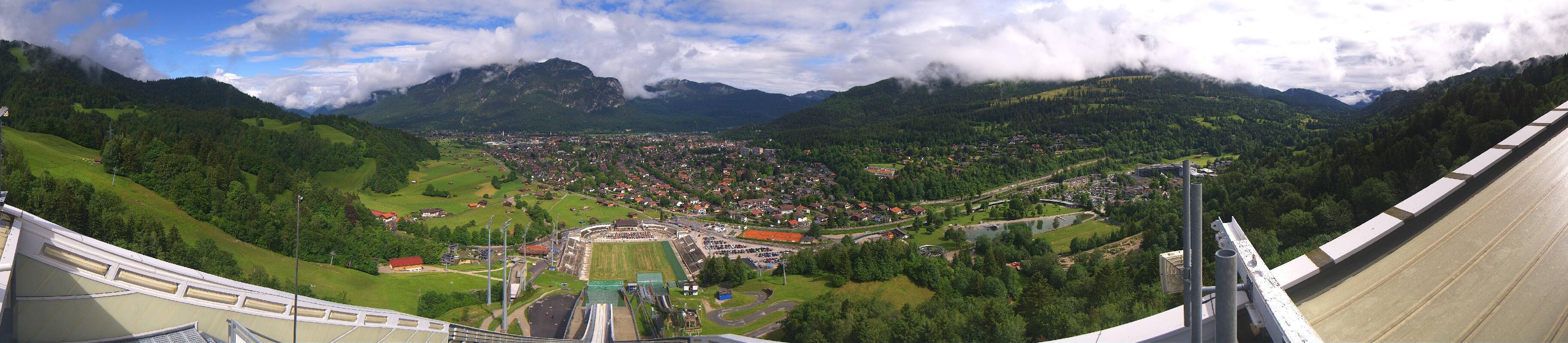 Archiv Foto Webcam Garmisch-Partenkirchen - Olympiaschanze