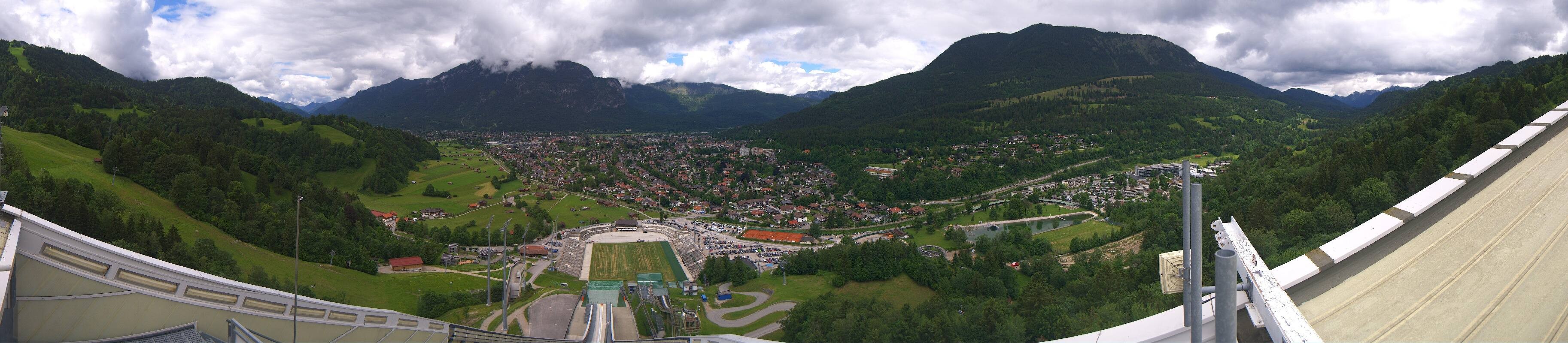 Archiv Foto Webcam Garmisch-Partenkirchen - Olympiaschanze