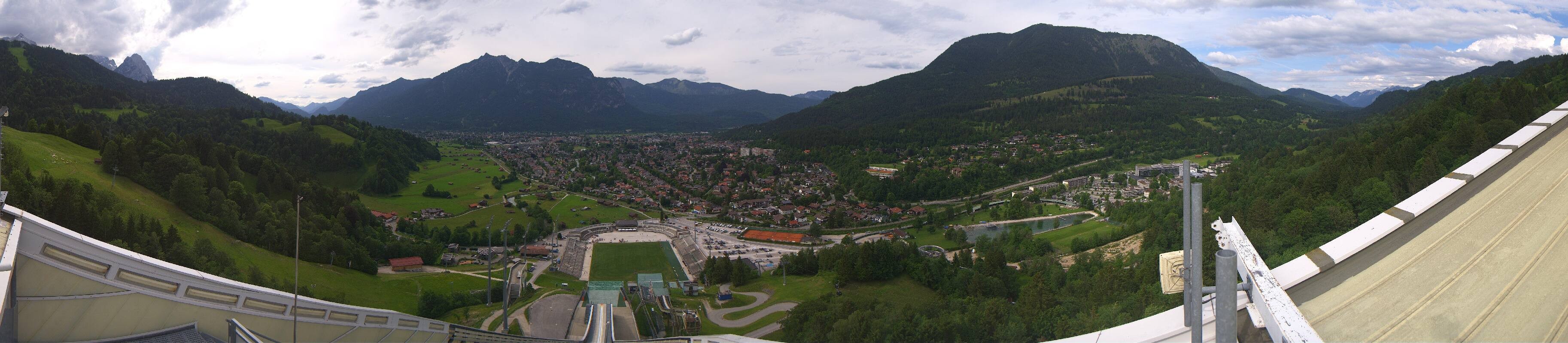 Archiv Foto Webcam Garmisch-Partenkirchen - Olympiaschanze