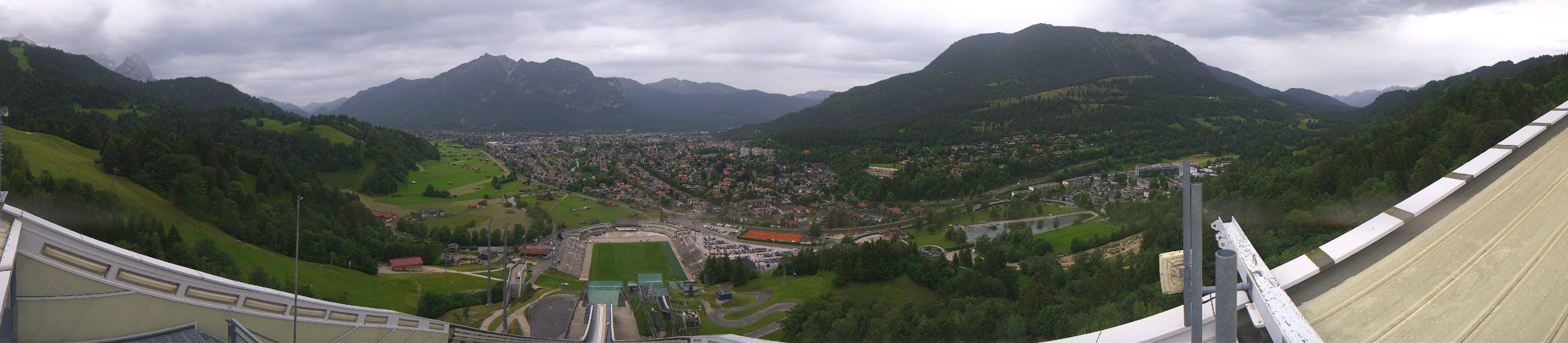 Archived image Webcam Garmisch-Partenkirchen Olympia Hill