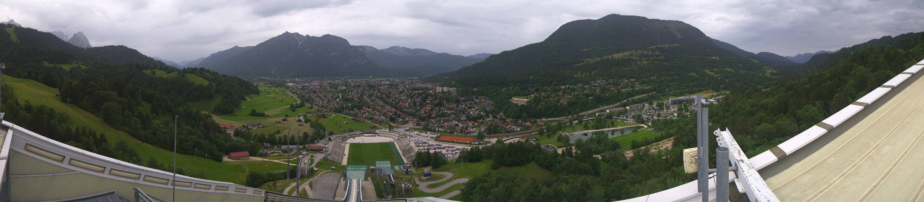 Archiv Foto Webcam Garmisch-Partenkirchen - Olympiaschanze