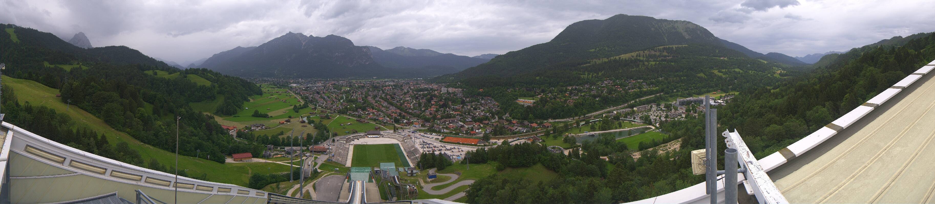 Archiv Foto Webcam Garmisch-Partenkirchen - Olympiaschanze