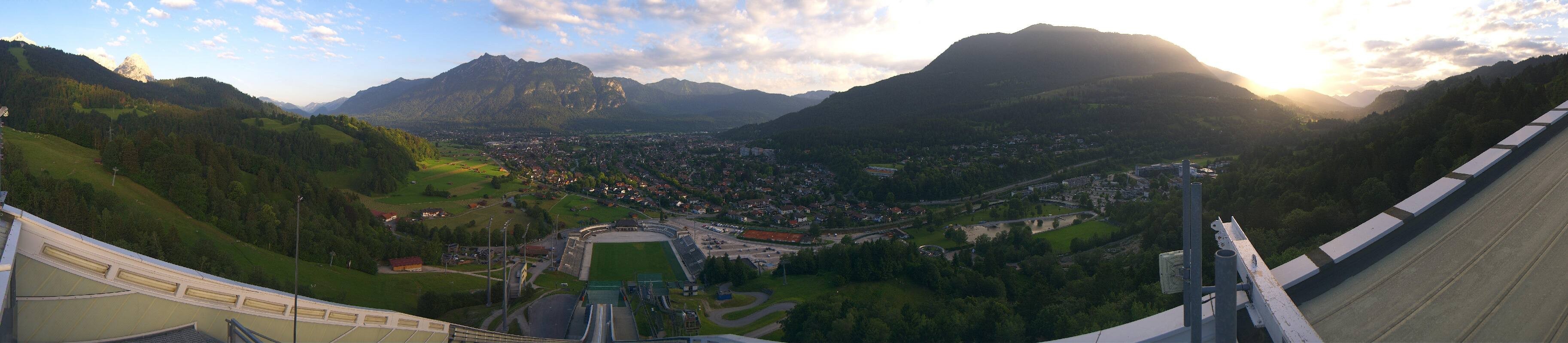 Archiv Foto Webcam Garmisch-Partenkirchen - Olympiaschanze