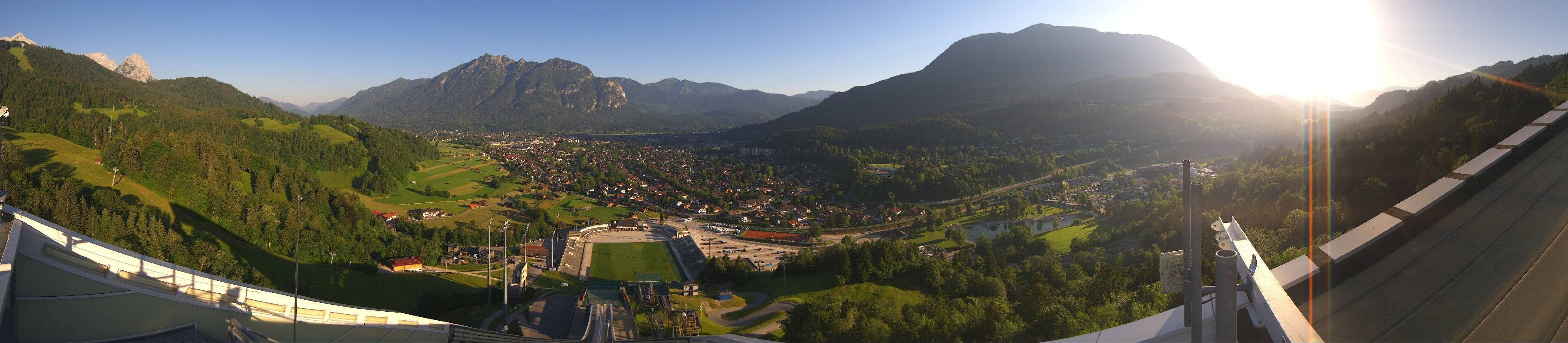 Archiv Foto Webcam Garmisch-Partenkirchen - Olympiaschanze