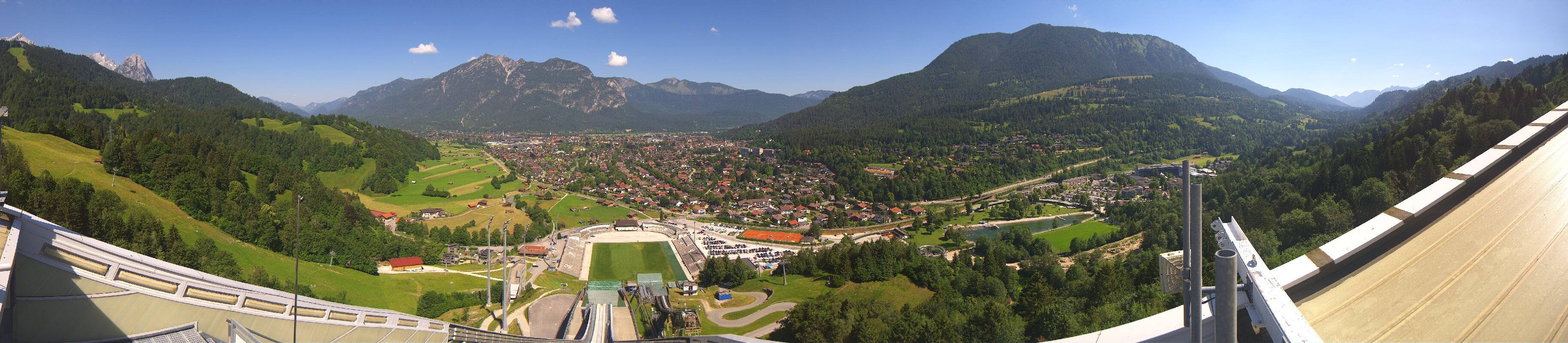 Archiv Foto Webcam Garmisch-Partenkirchen - Olympiaschanze