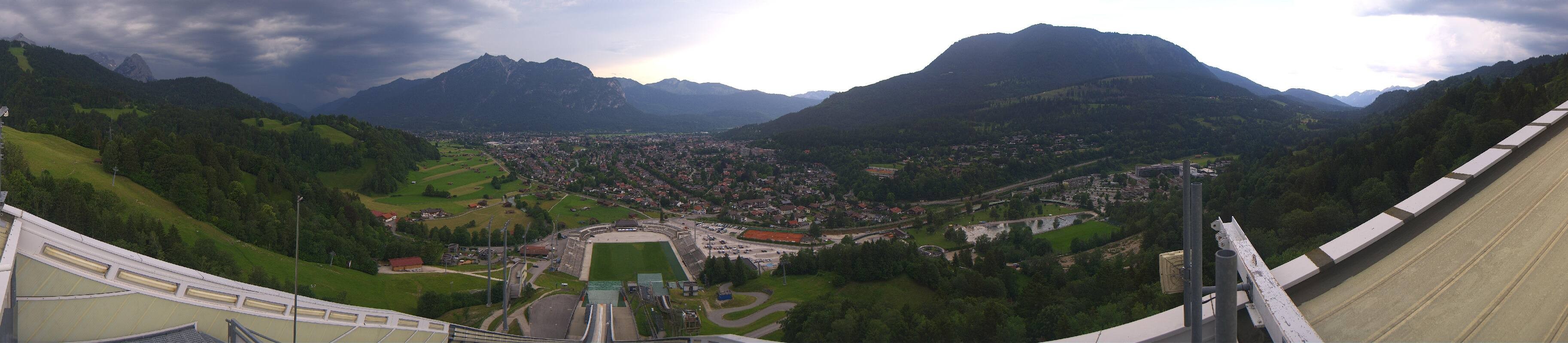 Archived image Webcam Garmisch-Partenkirchen Olympia Hill