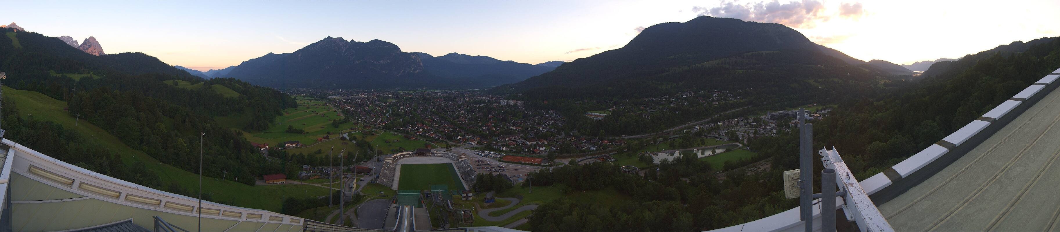Archiv Foto Webcam Garmisch-Partenkirchen - Olympiaschanze