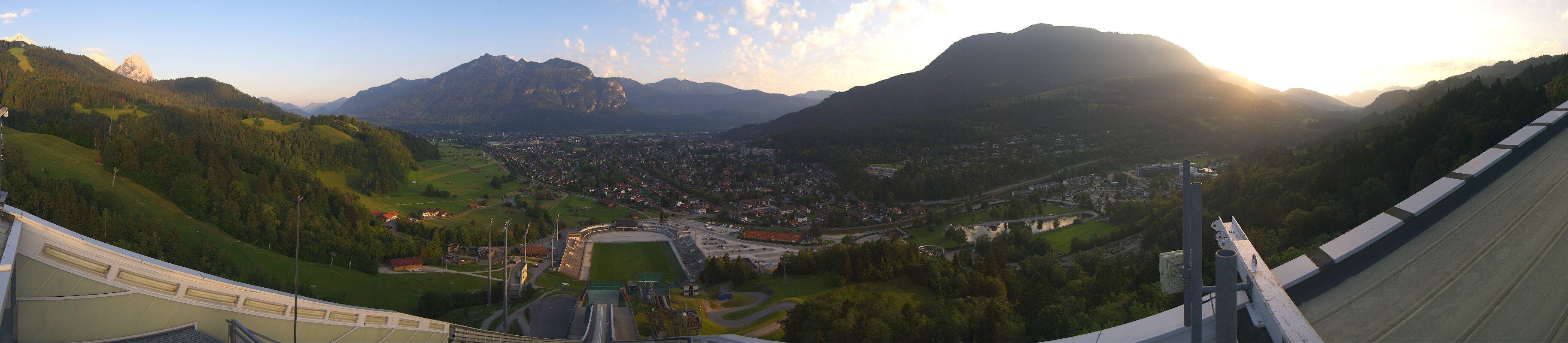 Archiv Foto Webcam Garmisch-Partenkirchen - Olympiaschanze
