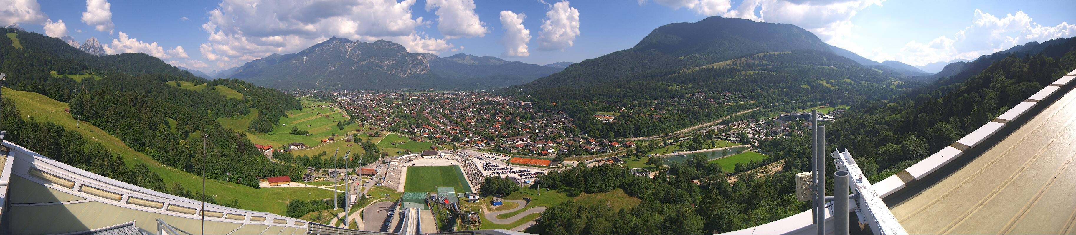 Archiv Foto Webcam Garmisch-Partenkirchen - Olympiaschanze