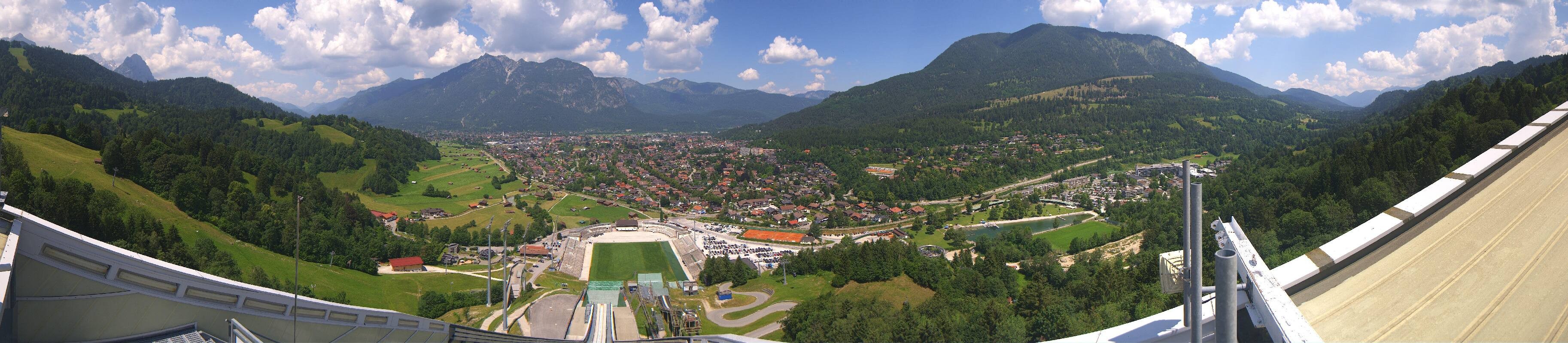 Archiv Foto Webcam Garmisch-Partenkirchen - Olympiaschanze