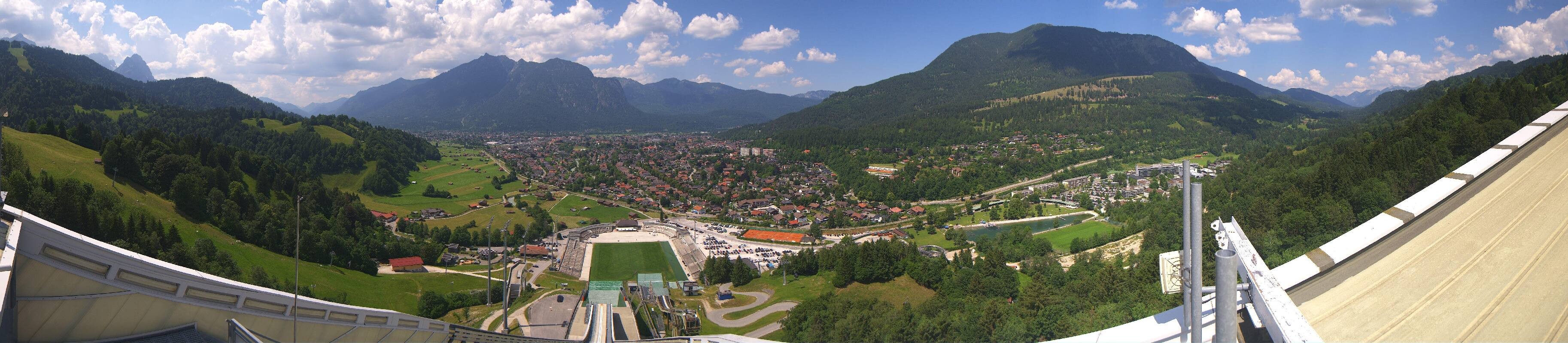 Archiv Foto Webcam Garmisch-Partenkirchen - Olympiaschanze