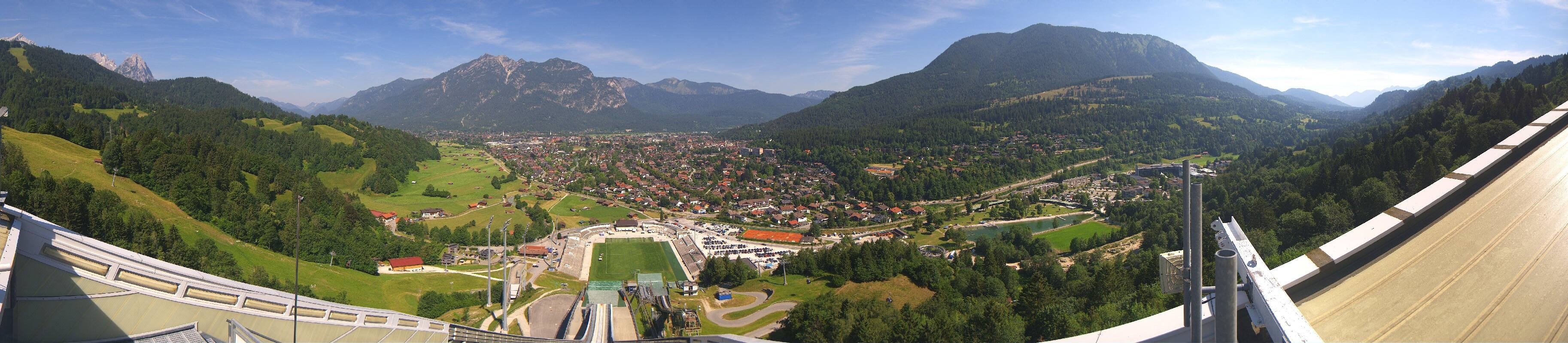 Archiv Foto Webcam Garmisch-Partenkirchen - Olympiaschanze