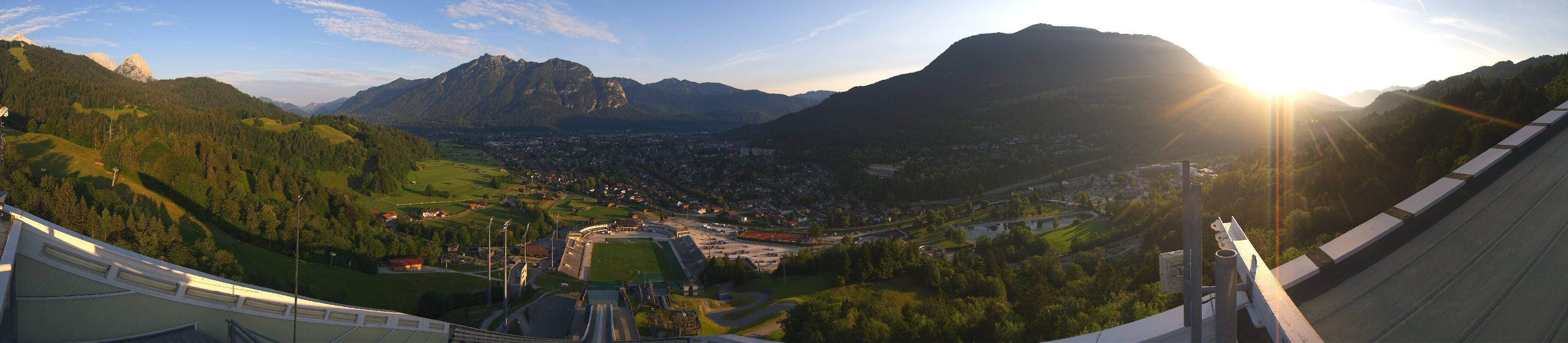 Archiv Foto Webcam Garmisch-Partenkirchen - Olympiaschanze