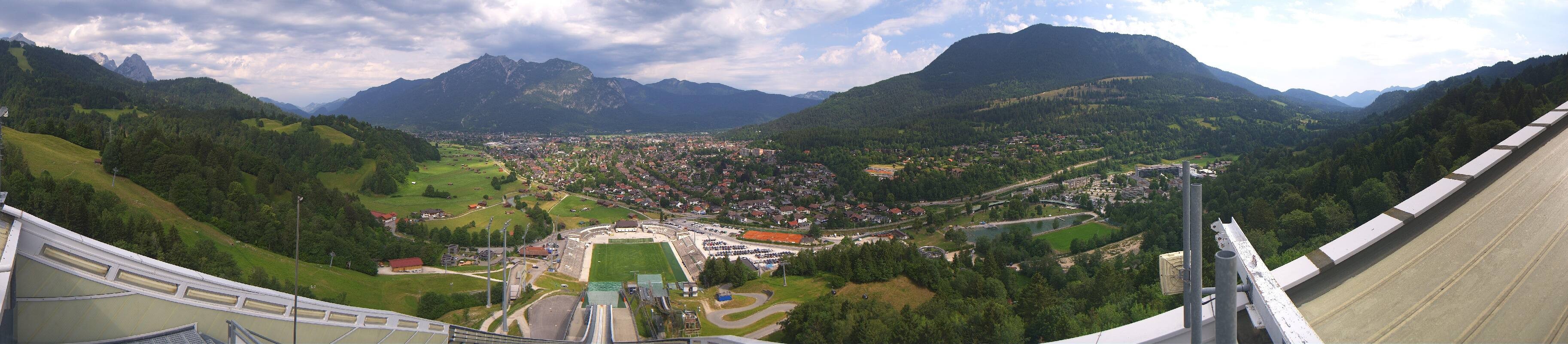 Archiv Foto Webcam Garmisch-Partenkirchen - Olympiaschanze
