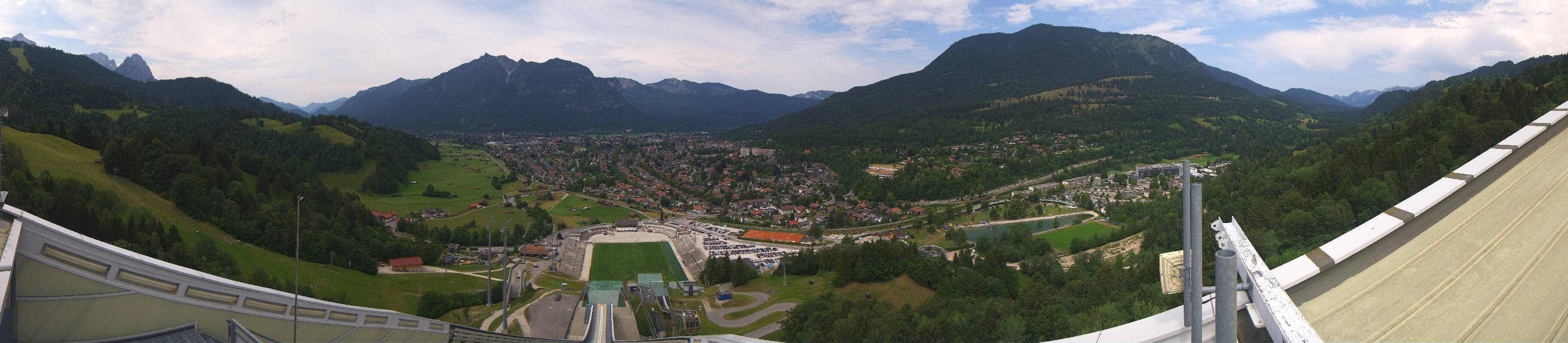 Archived image Webcam Garmisch-Partenkirchen Olympia Hill