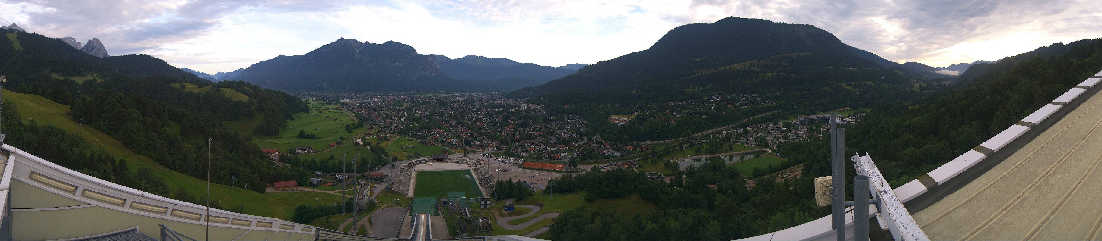 Archiv Foto Webcam Garmisch-Partenkirchen - Olympiaschanze