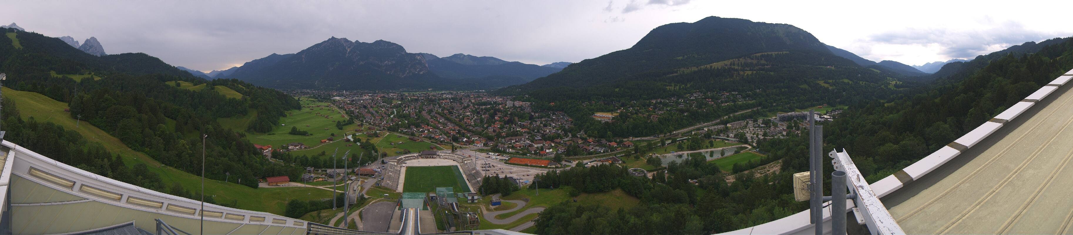 Archiv Foto Webcam Garmisch-Partenkirchen - Olympiaschanze
