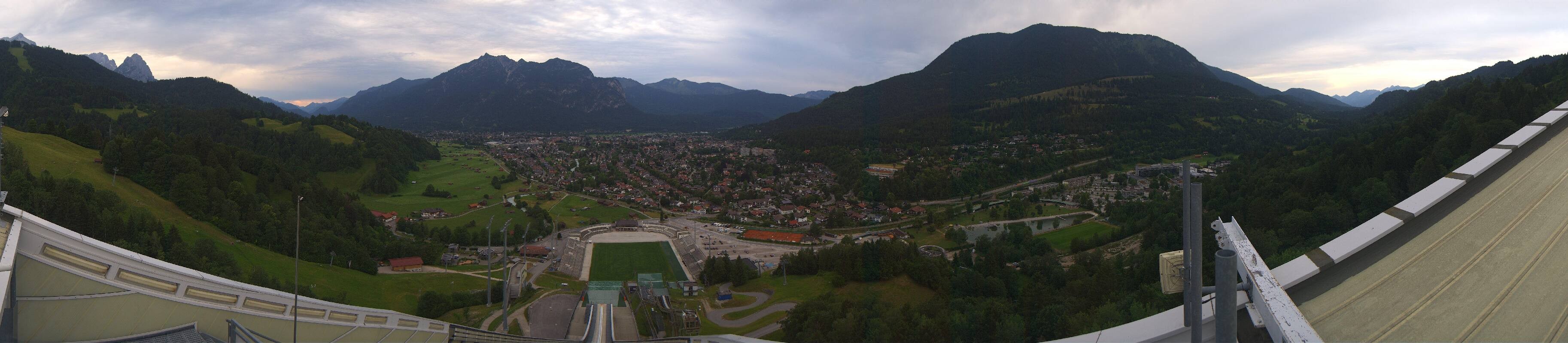 Archiv Foto Webcam Garmisch-Partenkirchen - Olympiaschanze