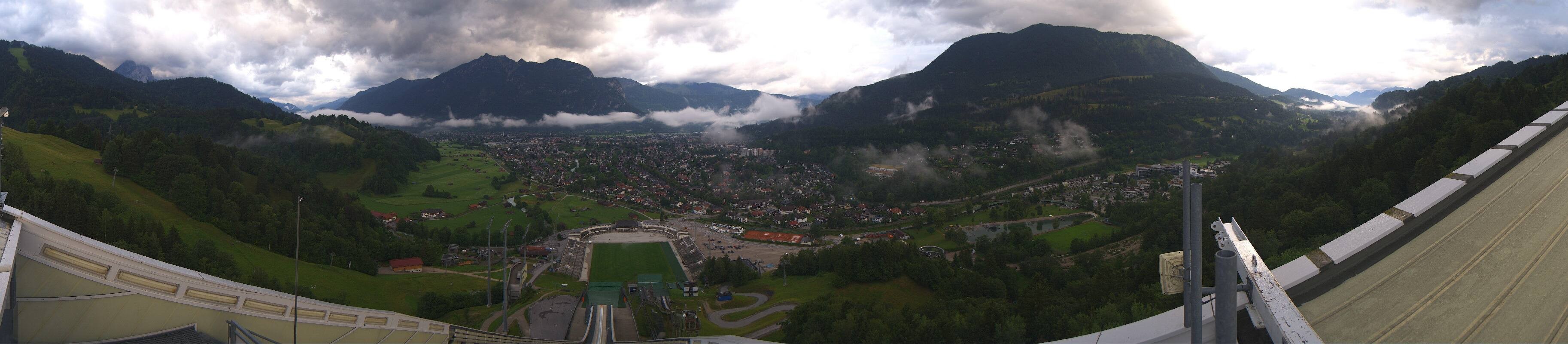 Archived image Webcam Garmisch-Partenkirchen Olympia Hill