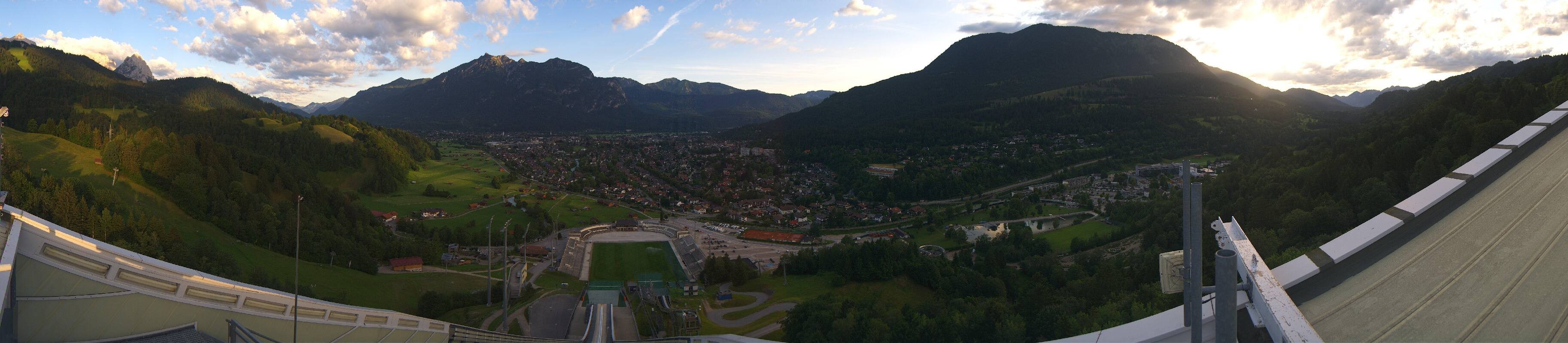 Archiv Foto Webcam Garmisch-Partenkirchen - Olympiaschanze