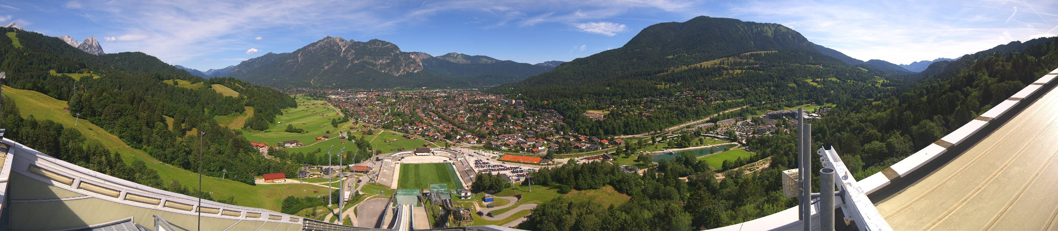 Archiv Foto Webcam Garmisch-Partenkirchen - Olympiaschanze