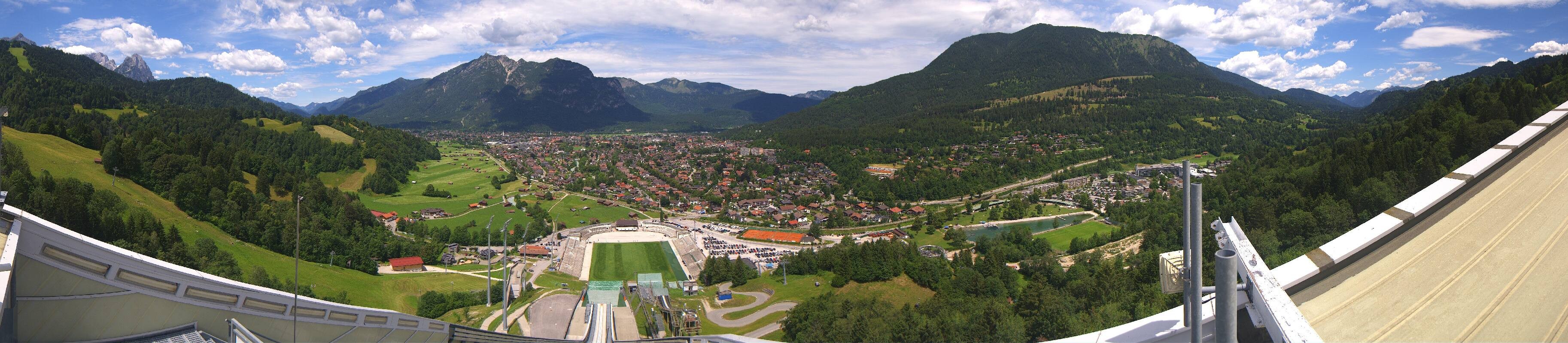 Archiv Foto Webcam Garmisch-Partenkirchen - Olympiaschanze