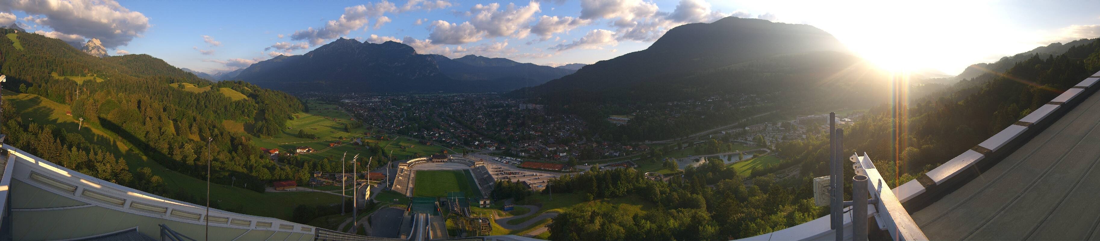 Archiv Foto Webcam Garmisch-Partenkirchen - Olympiaschanze