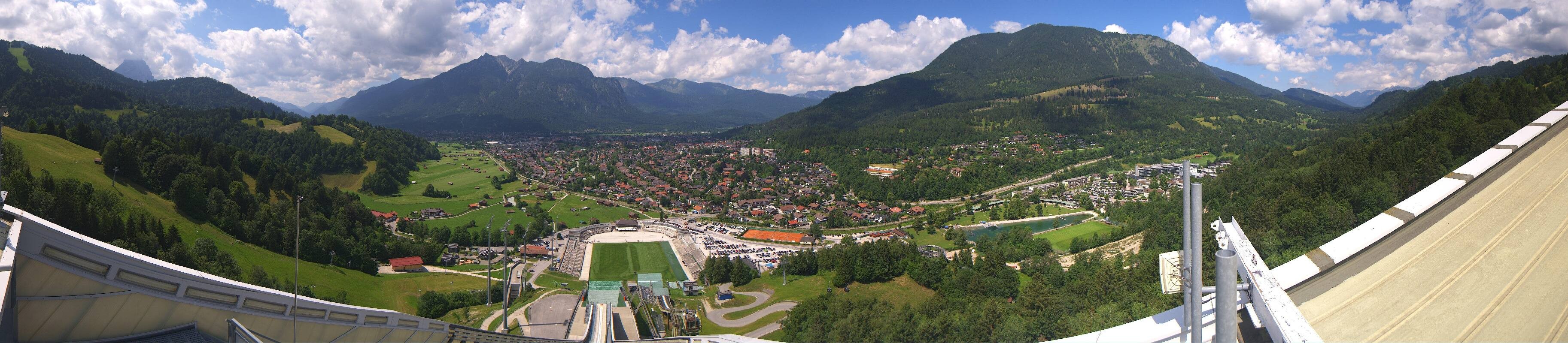 Archiv Foto Webcam Garmisch-Partenkirchen - Olympiaschanze