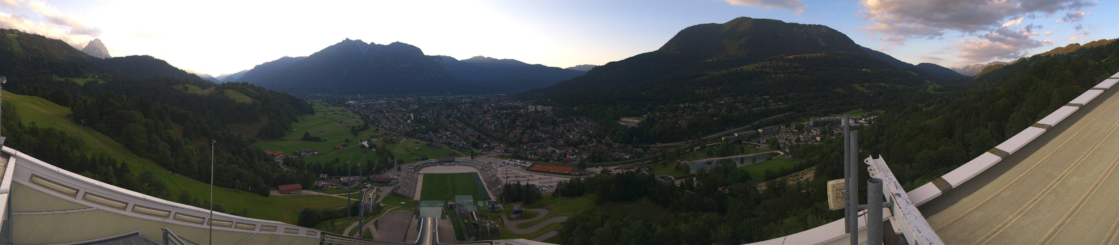 Archiv Foto Webcam Garmisch-Partenkirchen - Olympiaschanze