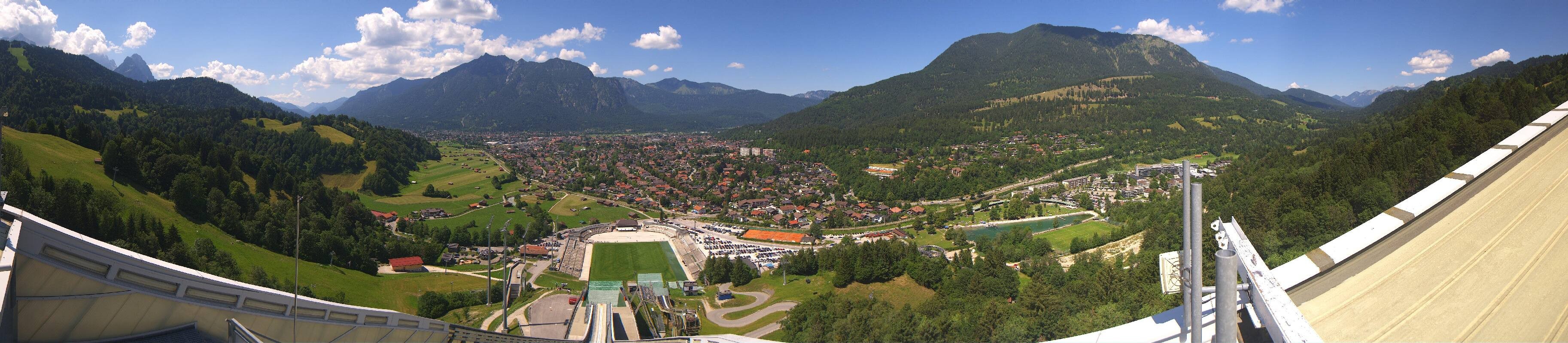 Archiv Foto Webcam Garmisch-Partenkirchen - Olympiaschanze