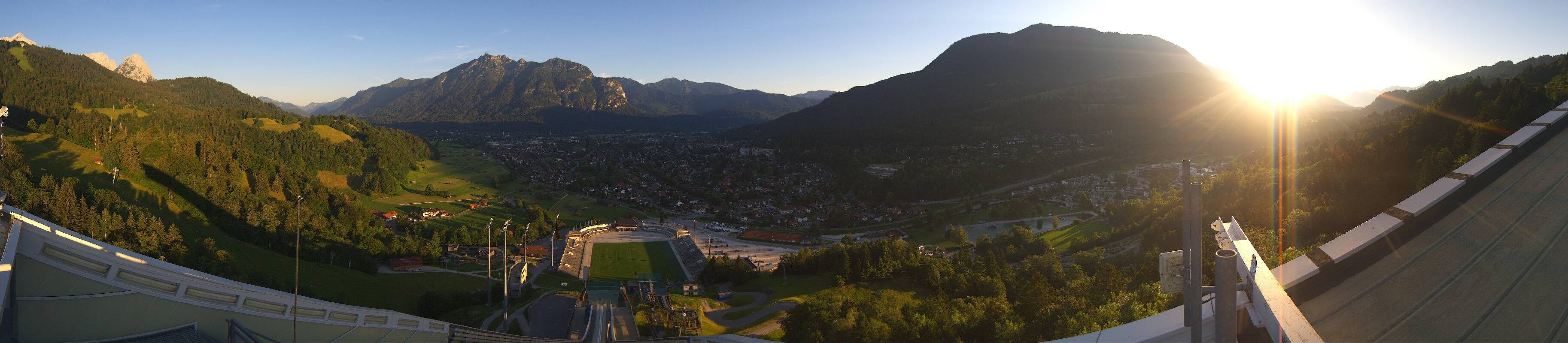 Archiv Foto Webcam Garmisch-Partenkirchen - Olympiaschanze