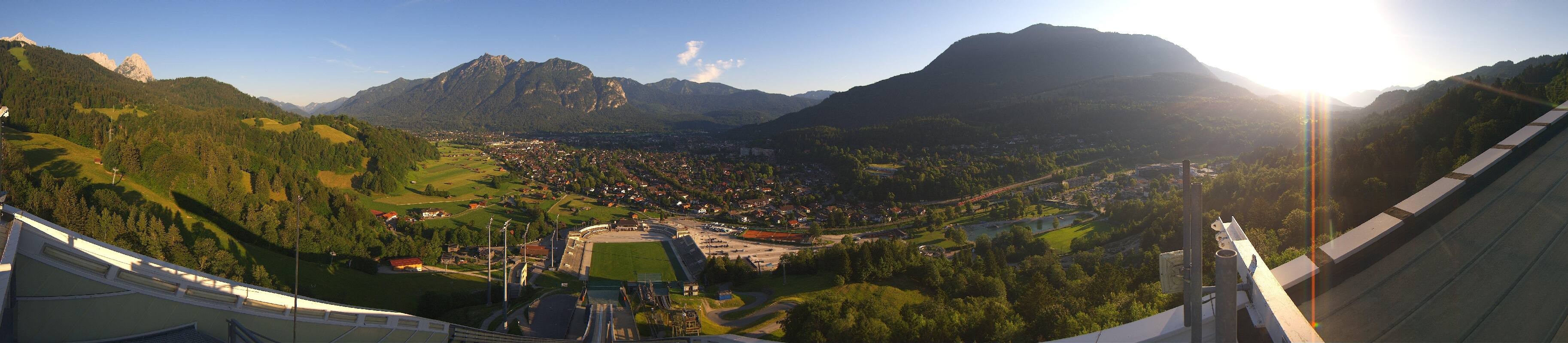 Archiv Foto Webcam Garmisch-Partenkirchen - Olympiaschanze