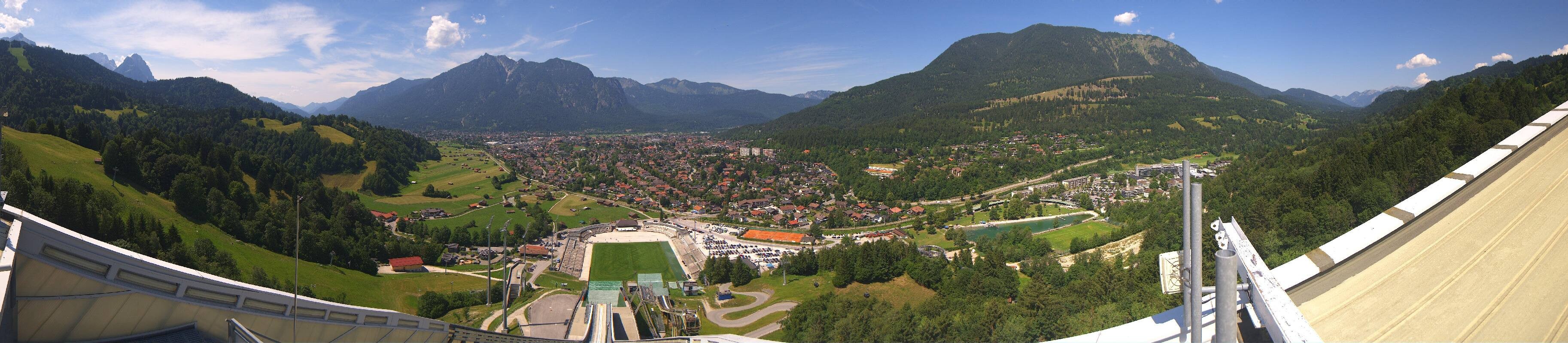 Archiv Foto Webcam Garmisch-Partenkirchen - Olympiaschanze