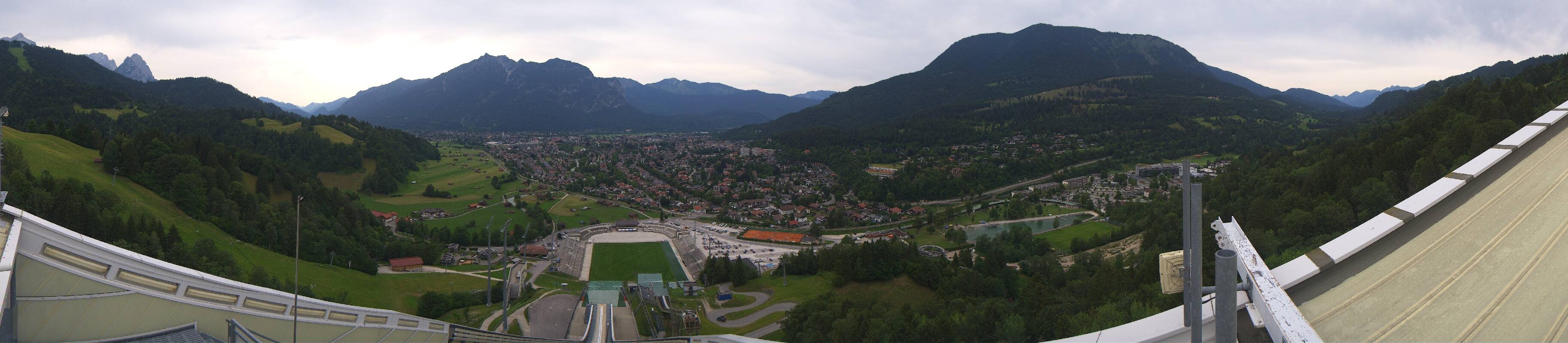 Archiv Foto Webcam Garmisch-Partenkirchen - Olympiaschanze