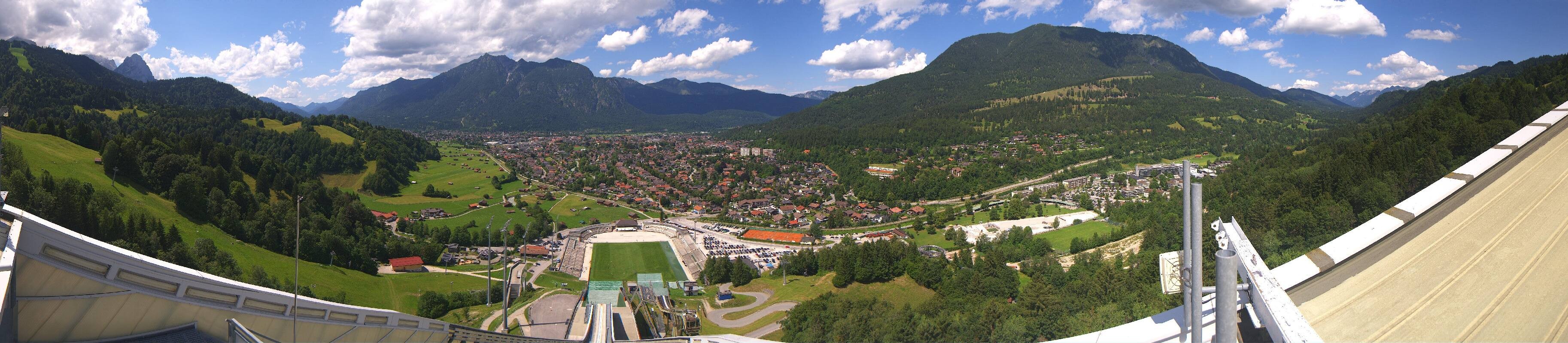 Archiv Foto Webcam Garmisch-Partenkirchen - Olympiaschanze