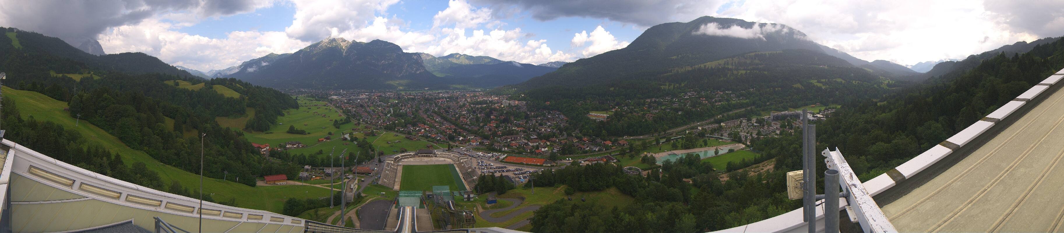 Archiv Foto Webcam Garmisch-Partenkirchen - Olympiaschanze