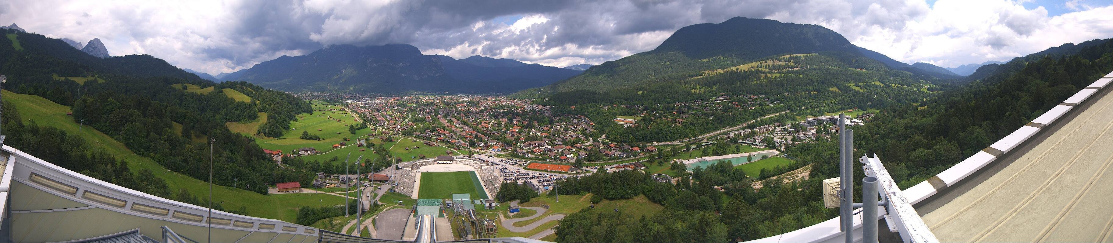 Archiv Foto Webcam Garmisch-Partenkirchen - Olympiaschanze
