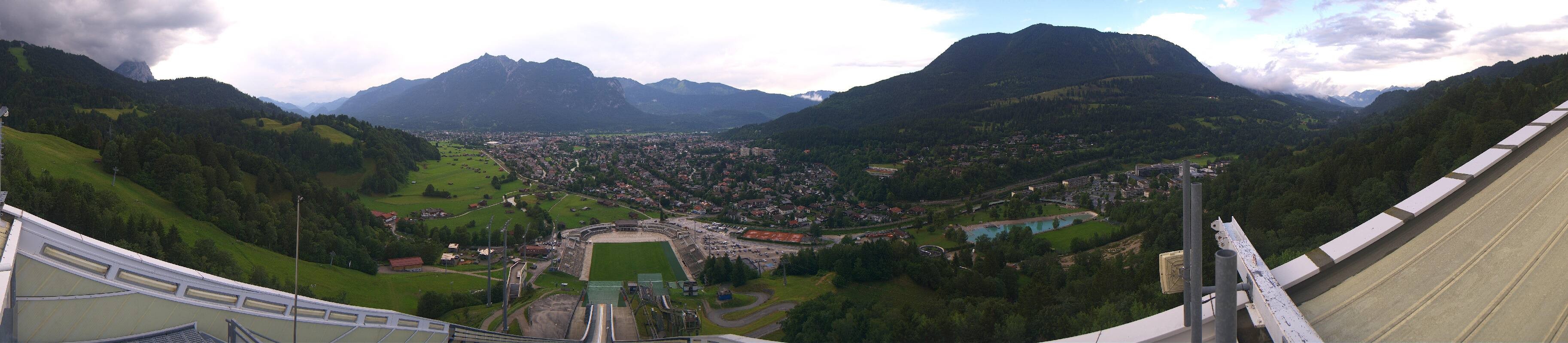 Archiv Foto Webcam Garmisch-Partenkirchen - Olympiaschanze