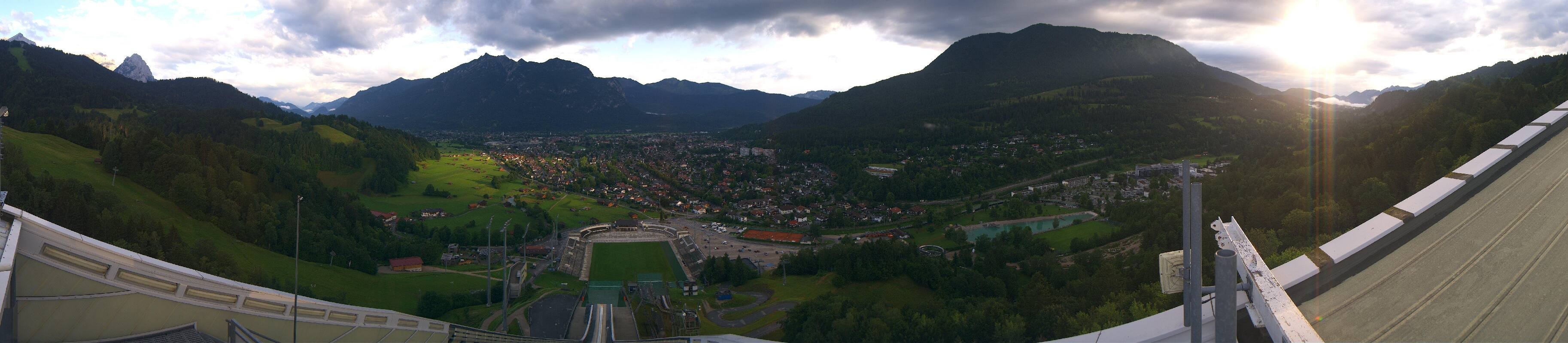 Archiv Foto Webcam Garmisch-Partenkirchen - Olympiaschanze
