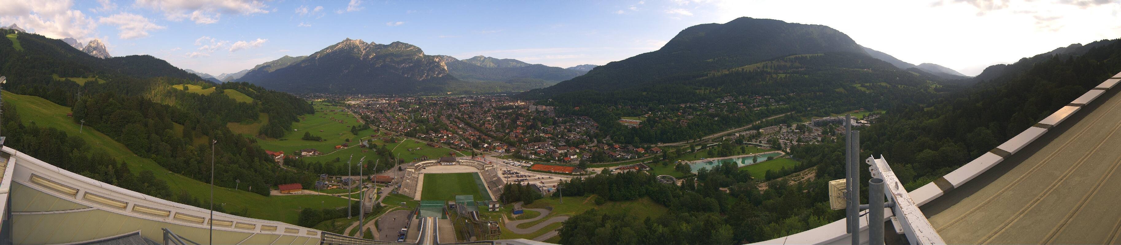 Archiv Foto Webcam Garmisch-Partenkirchen - Olympiaschanze