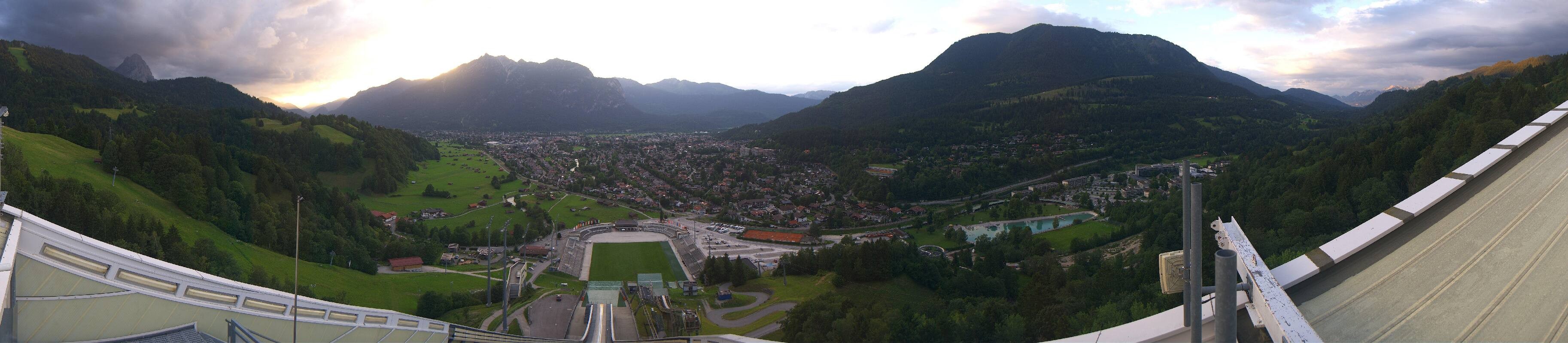 Archiv Foto Webcam Garmisch-Partenkirchen - Olympiaschanze