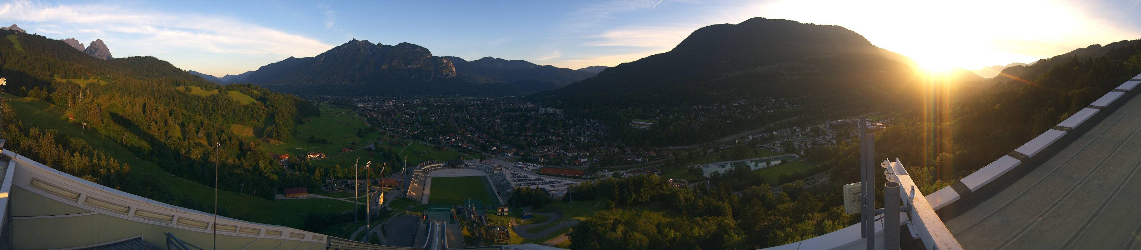 Archiv Foto Webcam Garmisch-Partenkirchen - Olympiaschanze
